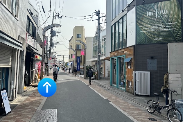 直進します